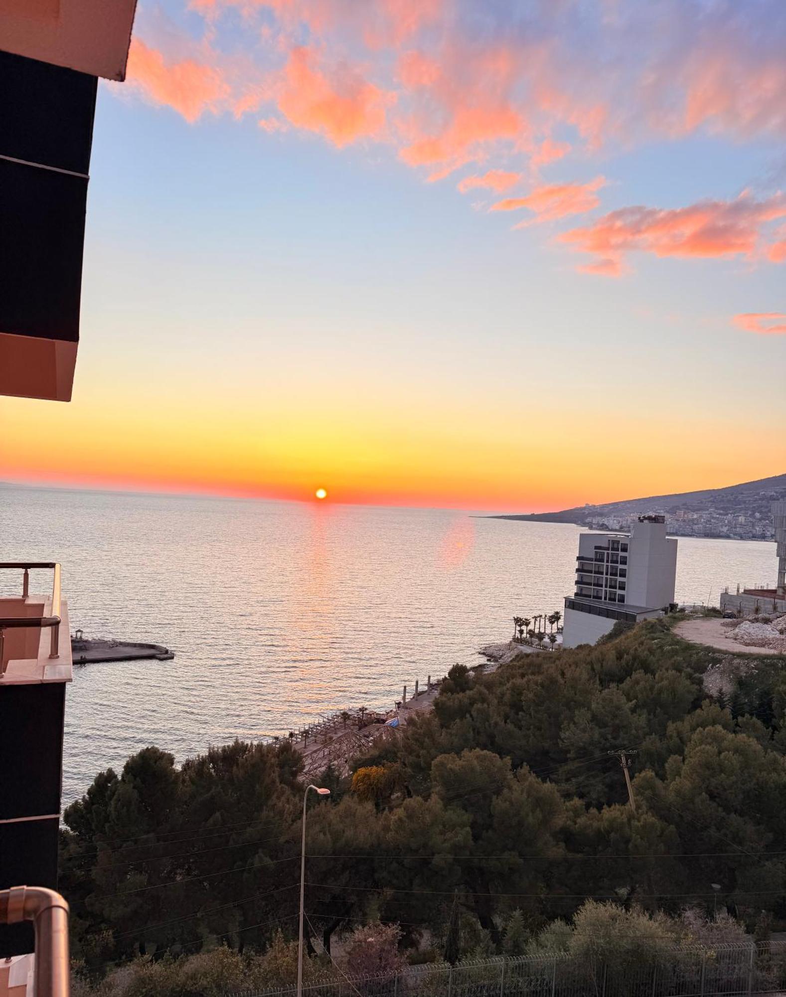 Helia Seaside Hotel Sarande Ngoại thất bức ảnh