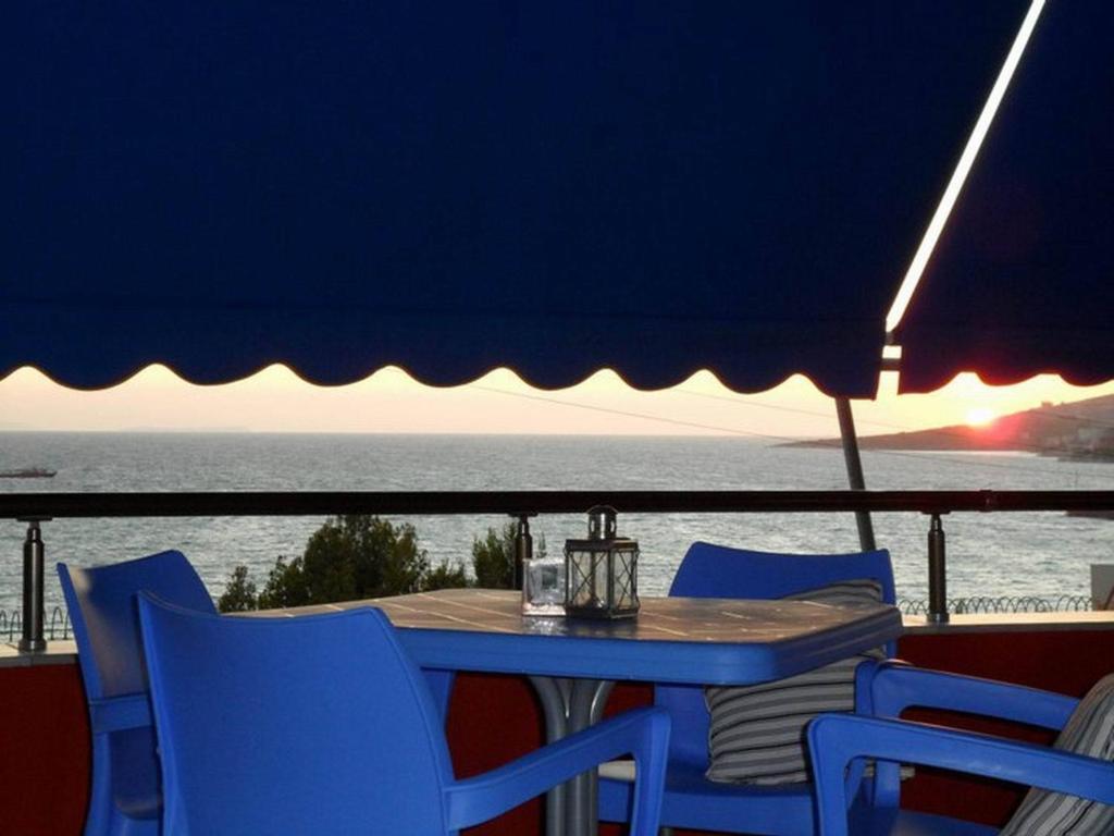 Helia Seaside Hotel Sarande Ngoại thất bức ảnh